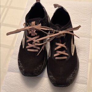 Brooks Black and Tan Athletic Shoes with Knit Upper